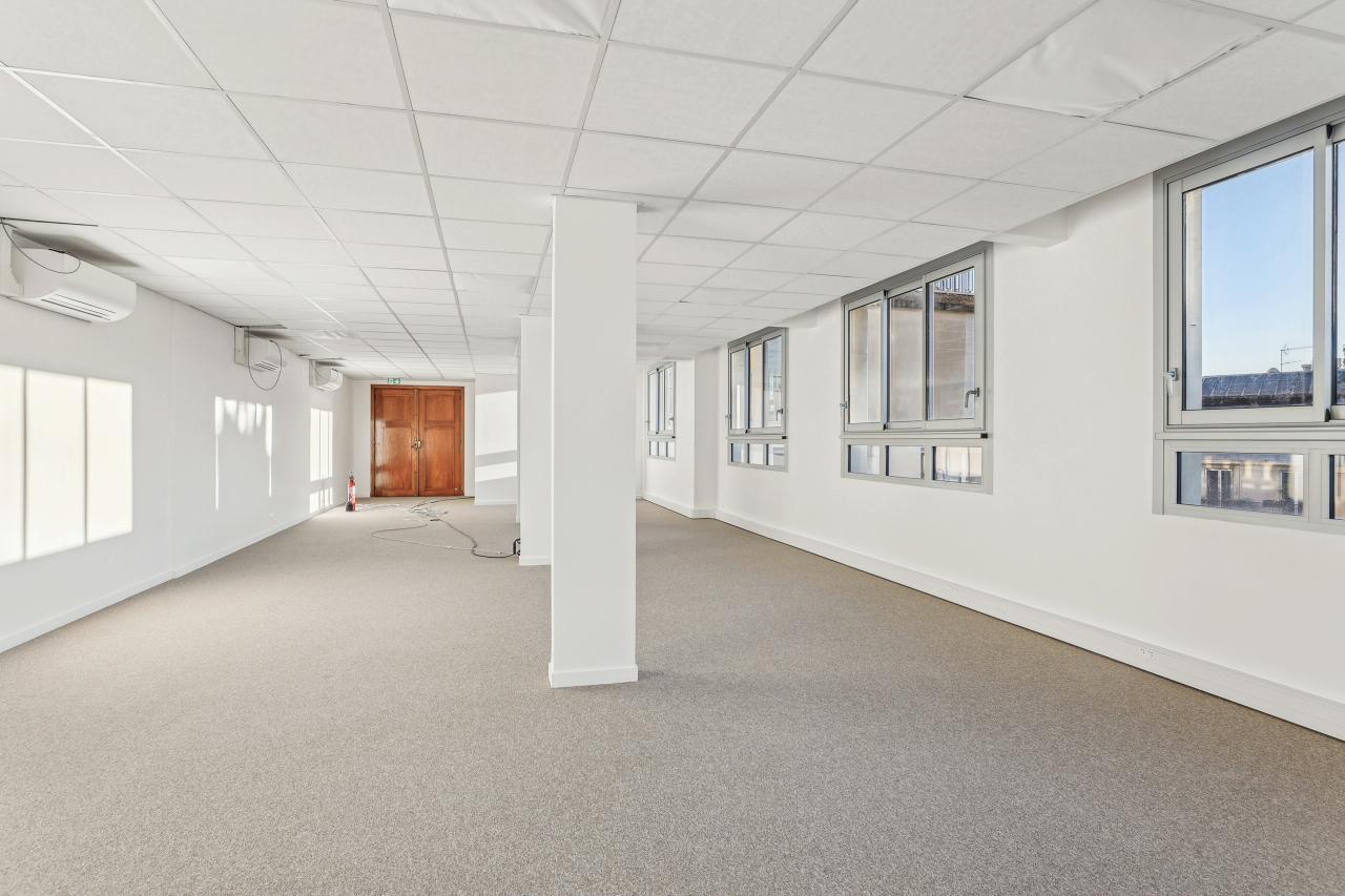 Bureau Paris 318m² Location bureau Paris OLBUR2317262 5